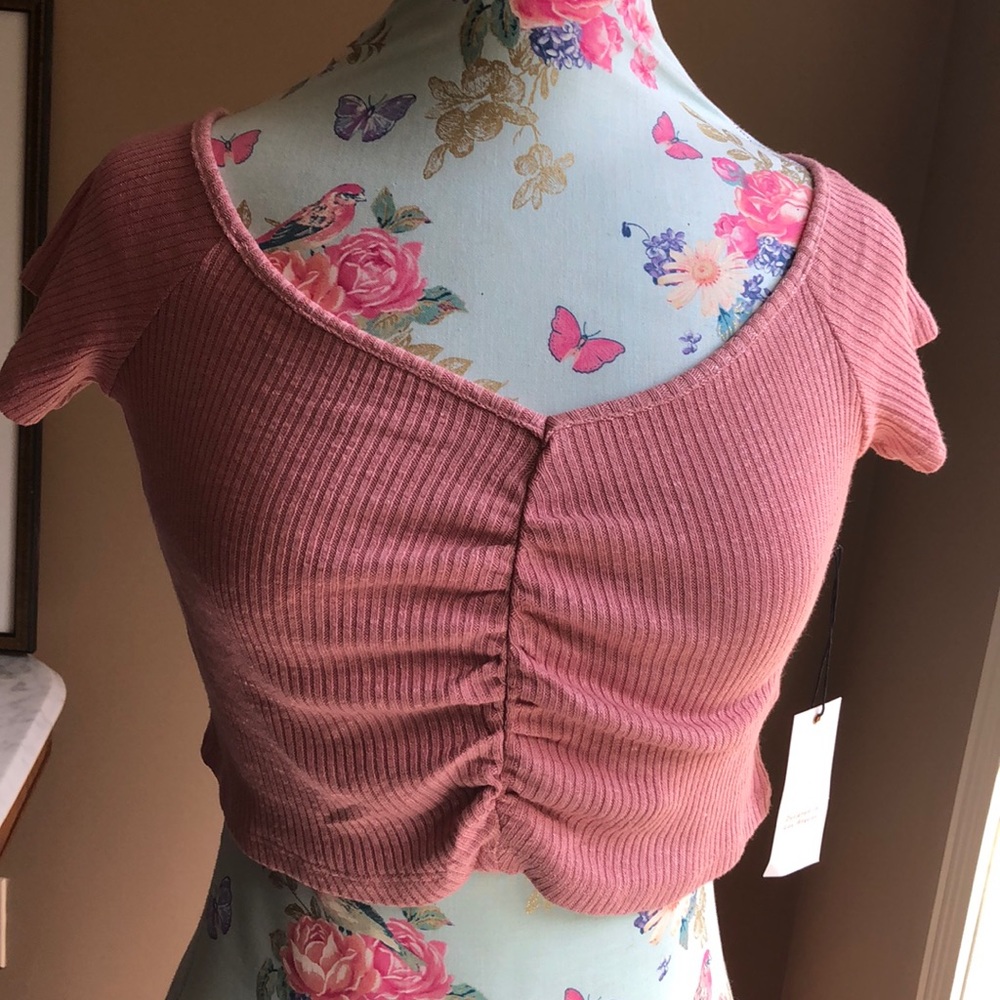 Cute knit crop top brand new